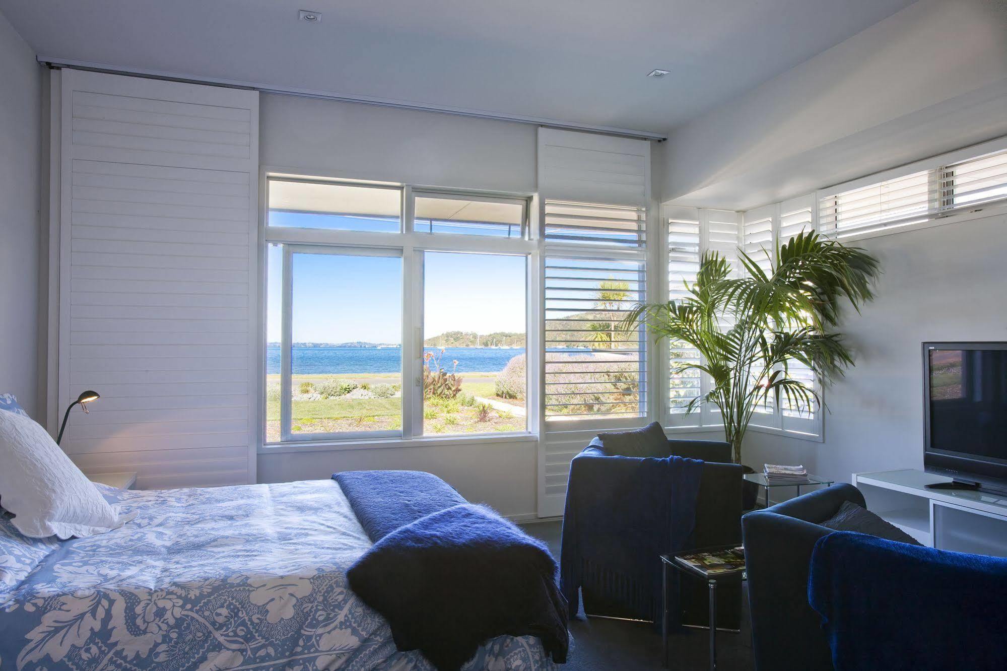 Waiheke Waterfront Lodge Oneroa Extérieur photo