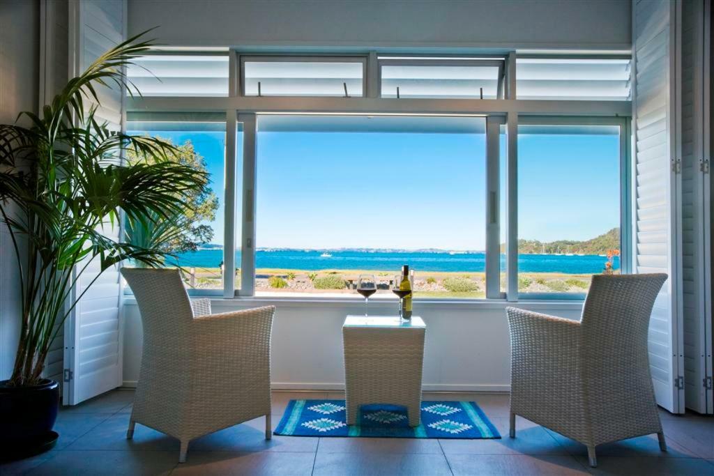 Waiheke Waterfront Lodge Oneroa Extérieur photo